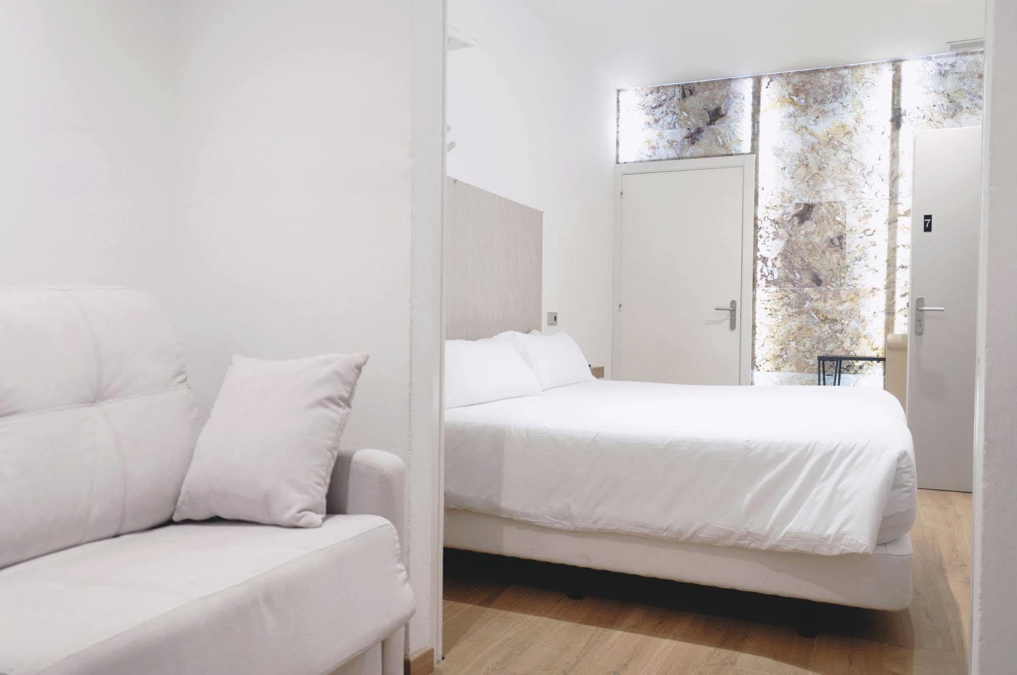 Hotel Cosmopolitan Boutique Rambla Barcelona Zewnętrze zdjęcie